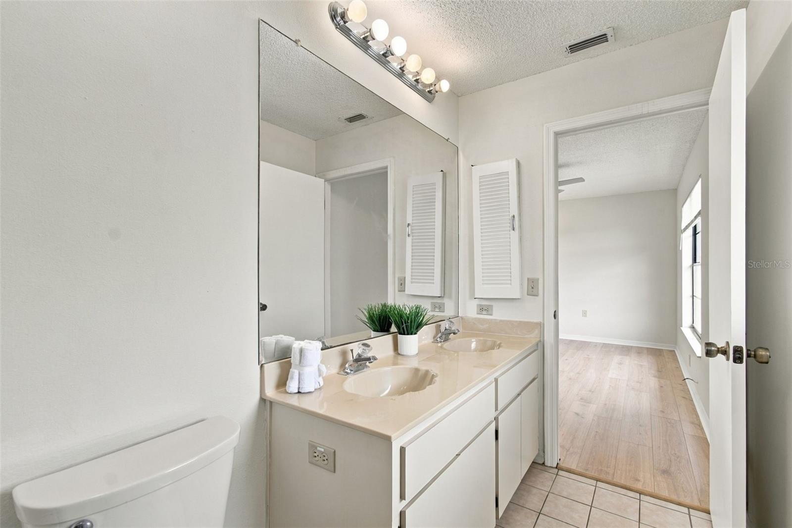 7610 OAKMONT LN — photo 18