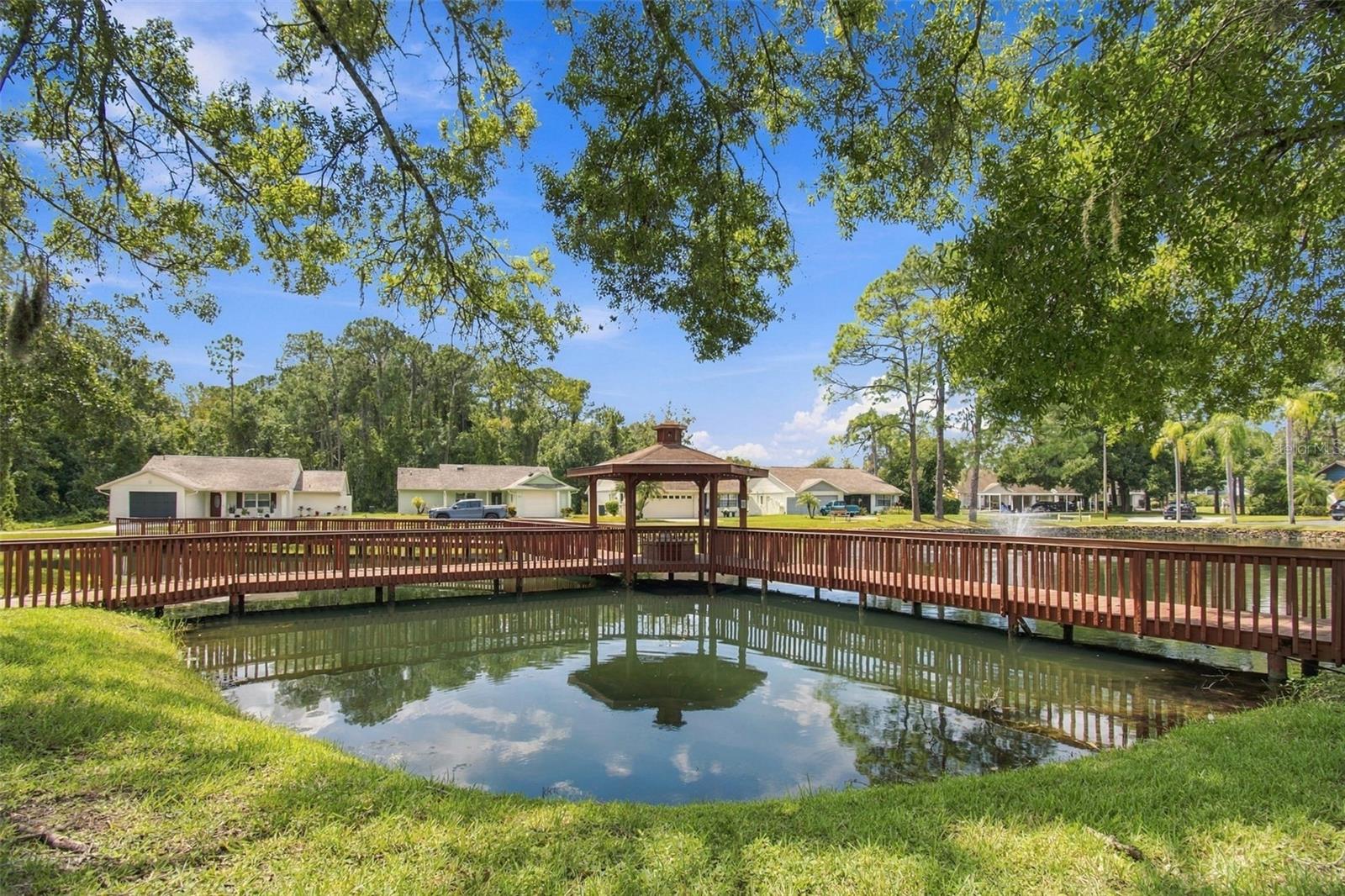 7610 OAKMONT LN — photo 35