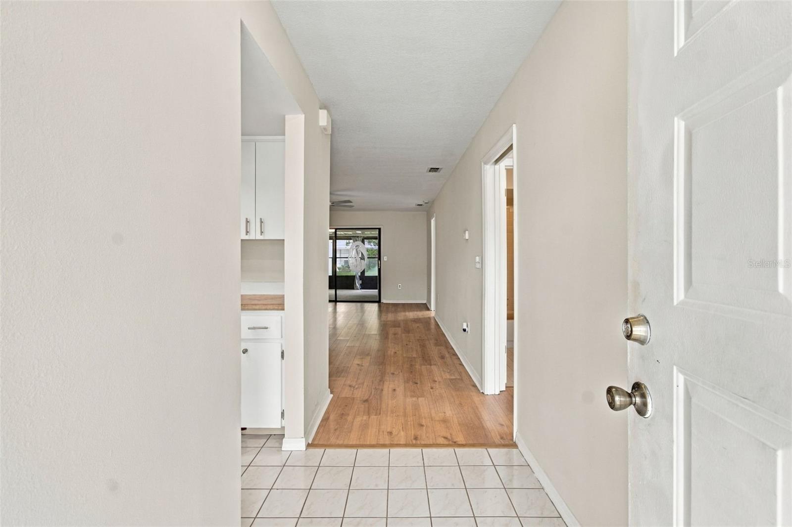 7610 OAKMONT LN — photo 3