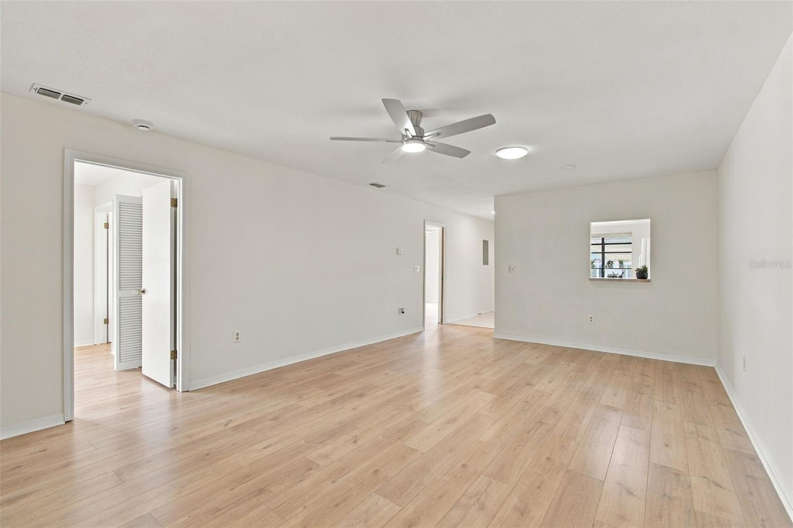 7610 OAKMONT LN — photo 7