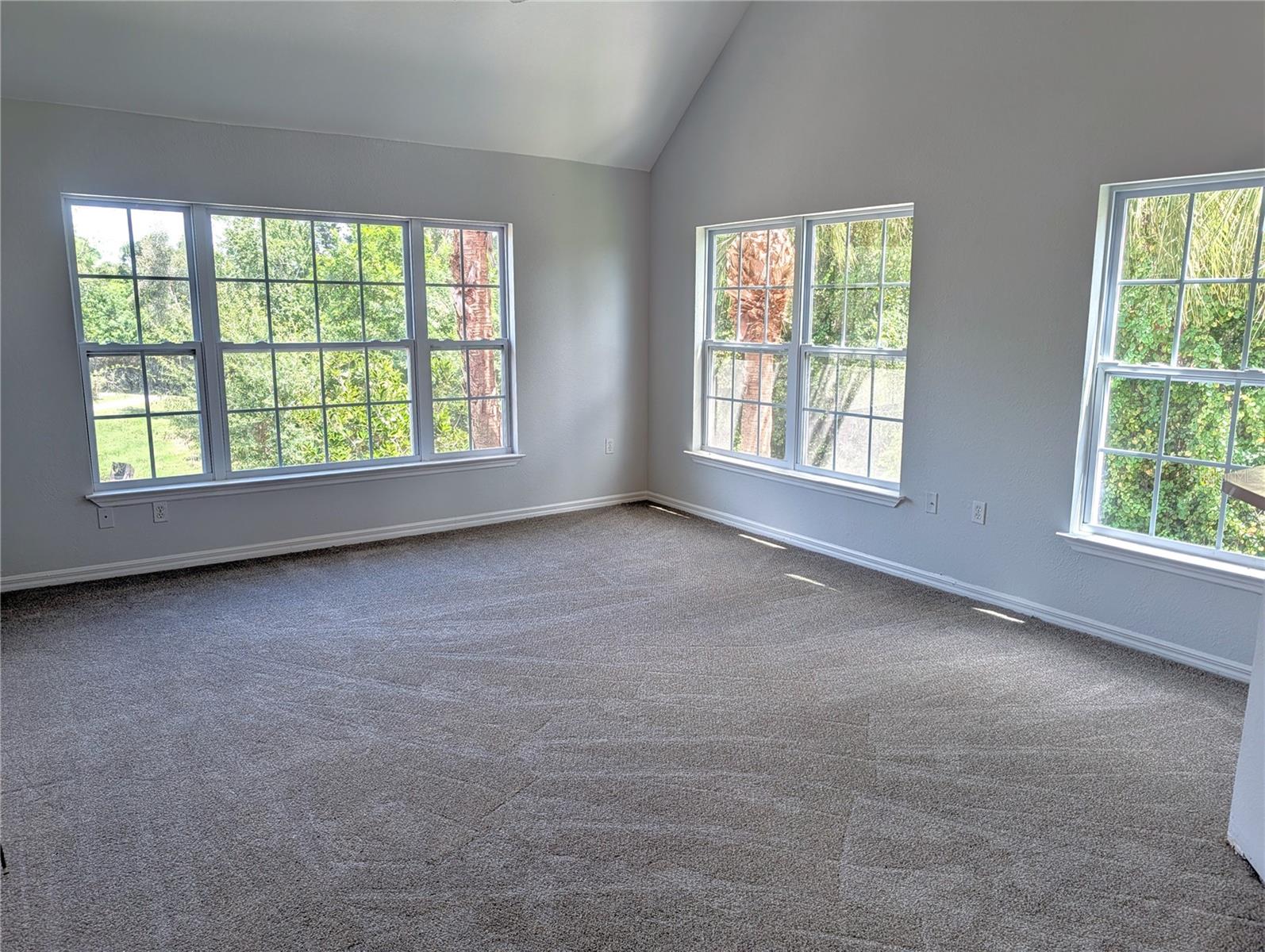 5581 ROSEHILL RD #205 — photo 2