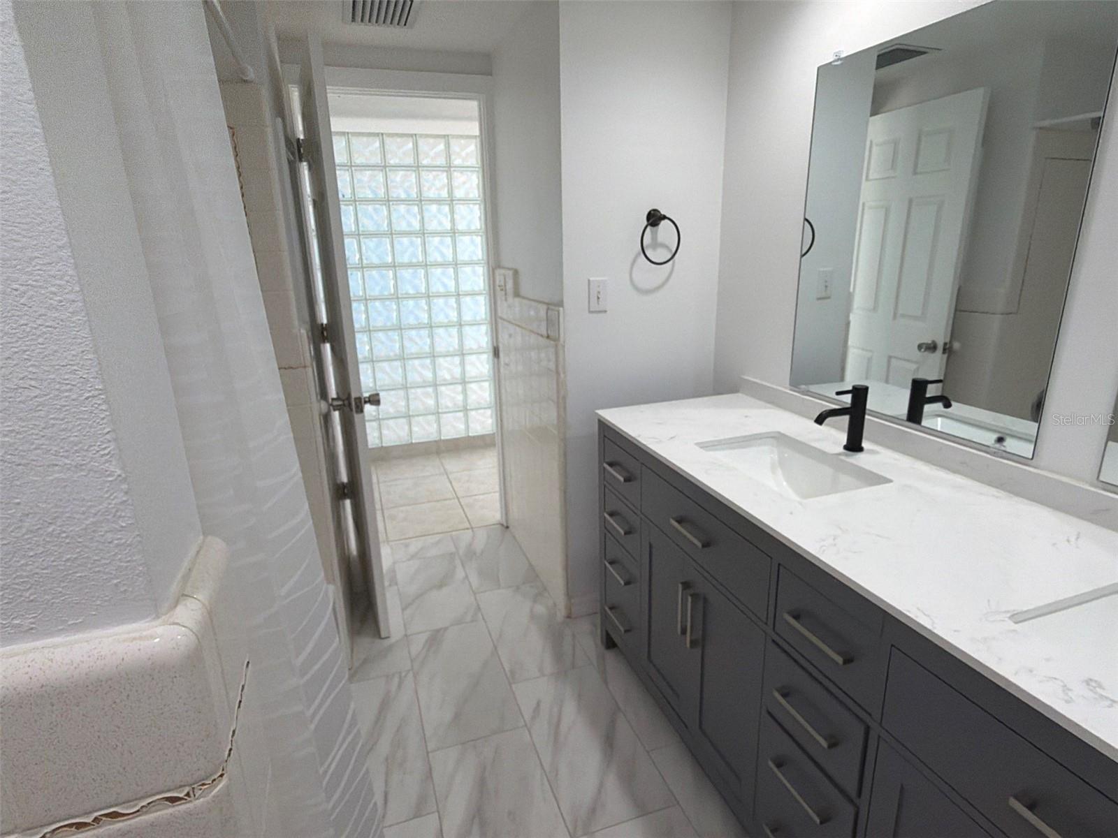 561 TARAWITT DR — photo 40
