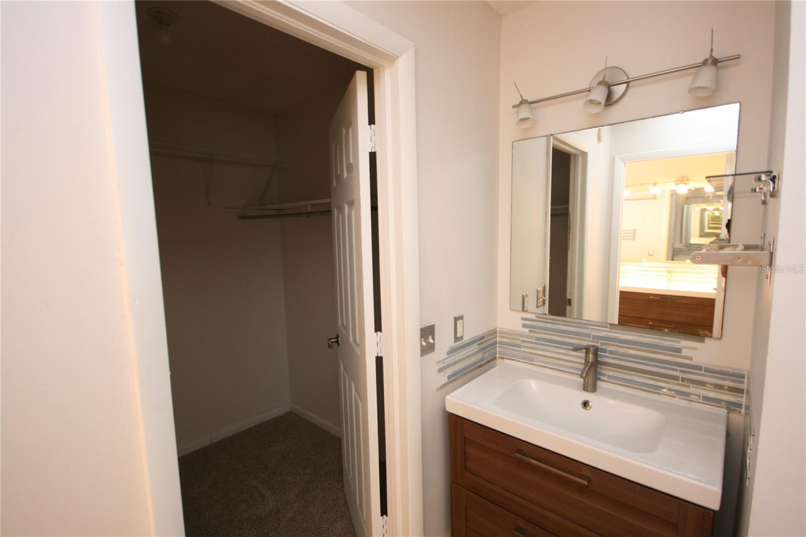 17839 SUNRISE DR — photo 20