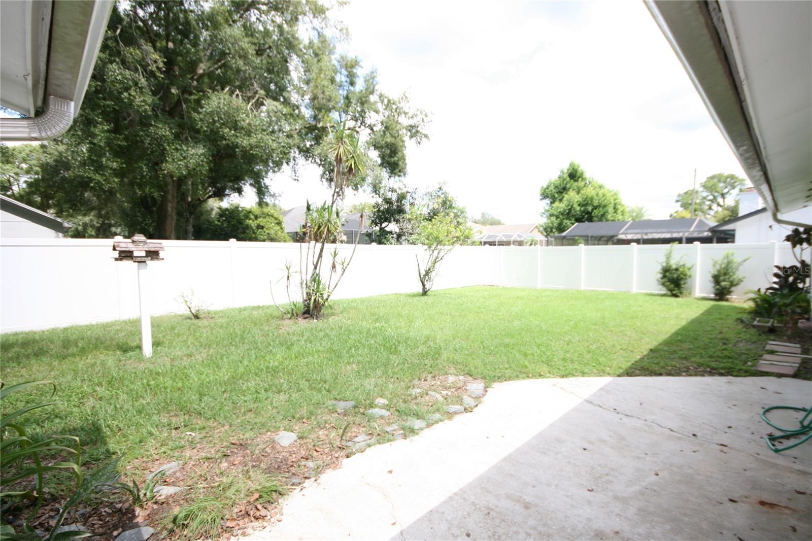 17839 SUNRISE DR — photo 27