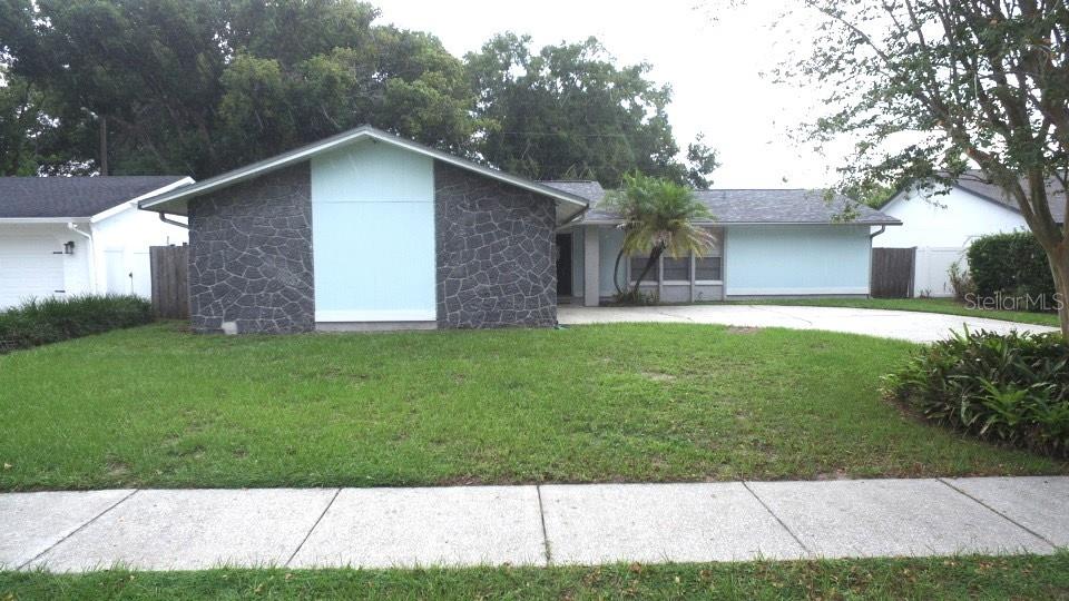 17839 SUNRISE DR — photo 2