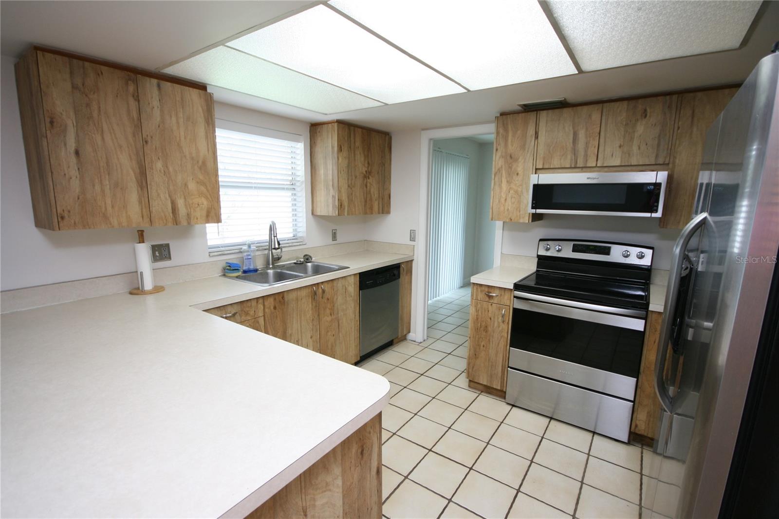 17839 SUNRISE DR — photo 11