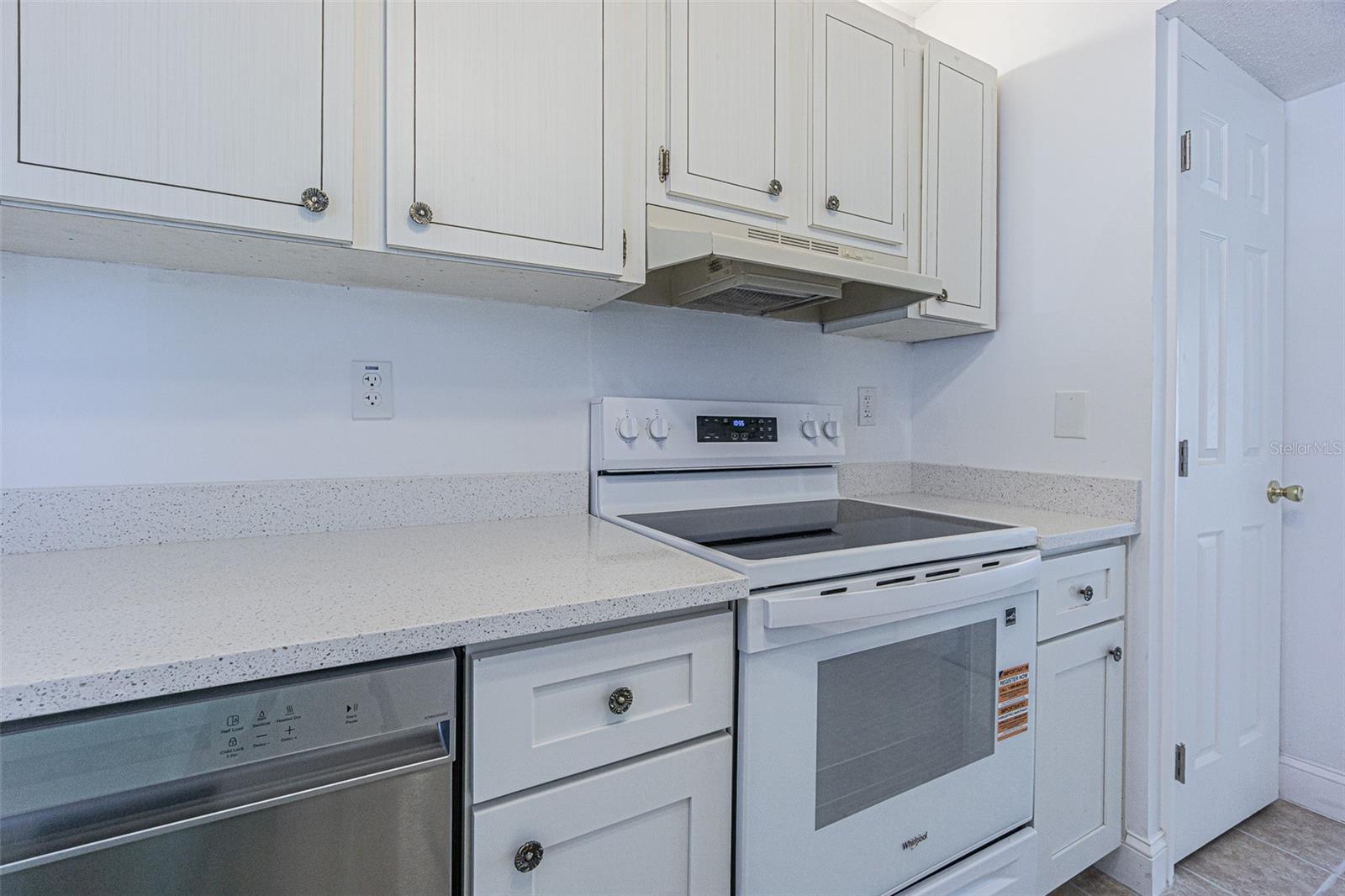4595 CHANCELLOR ST NE #109 — photo 6