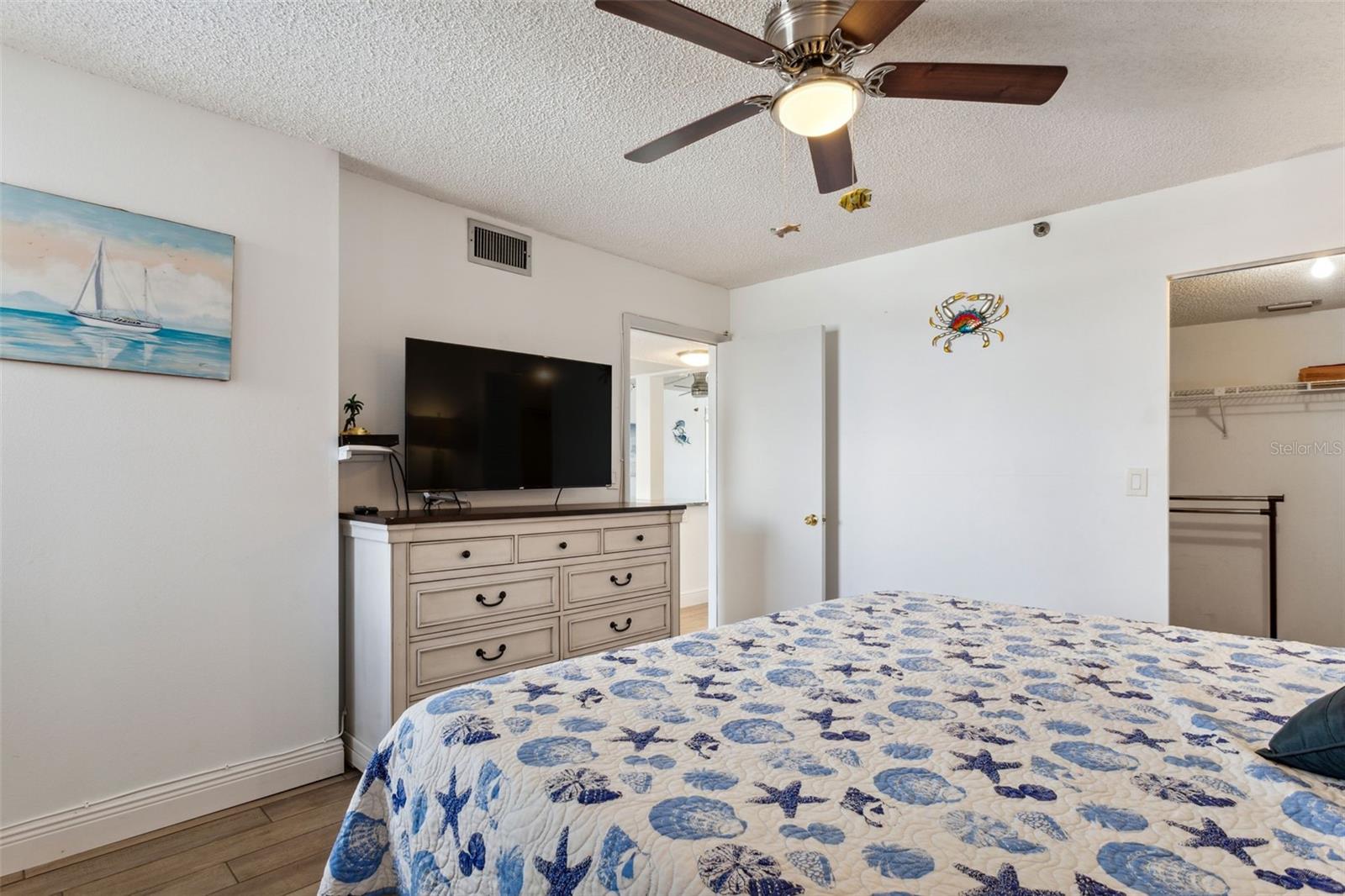 17900 GULF BLVD #6C — photo 16