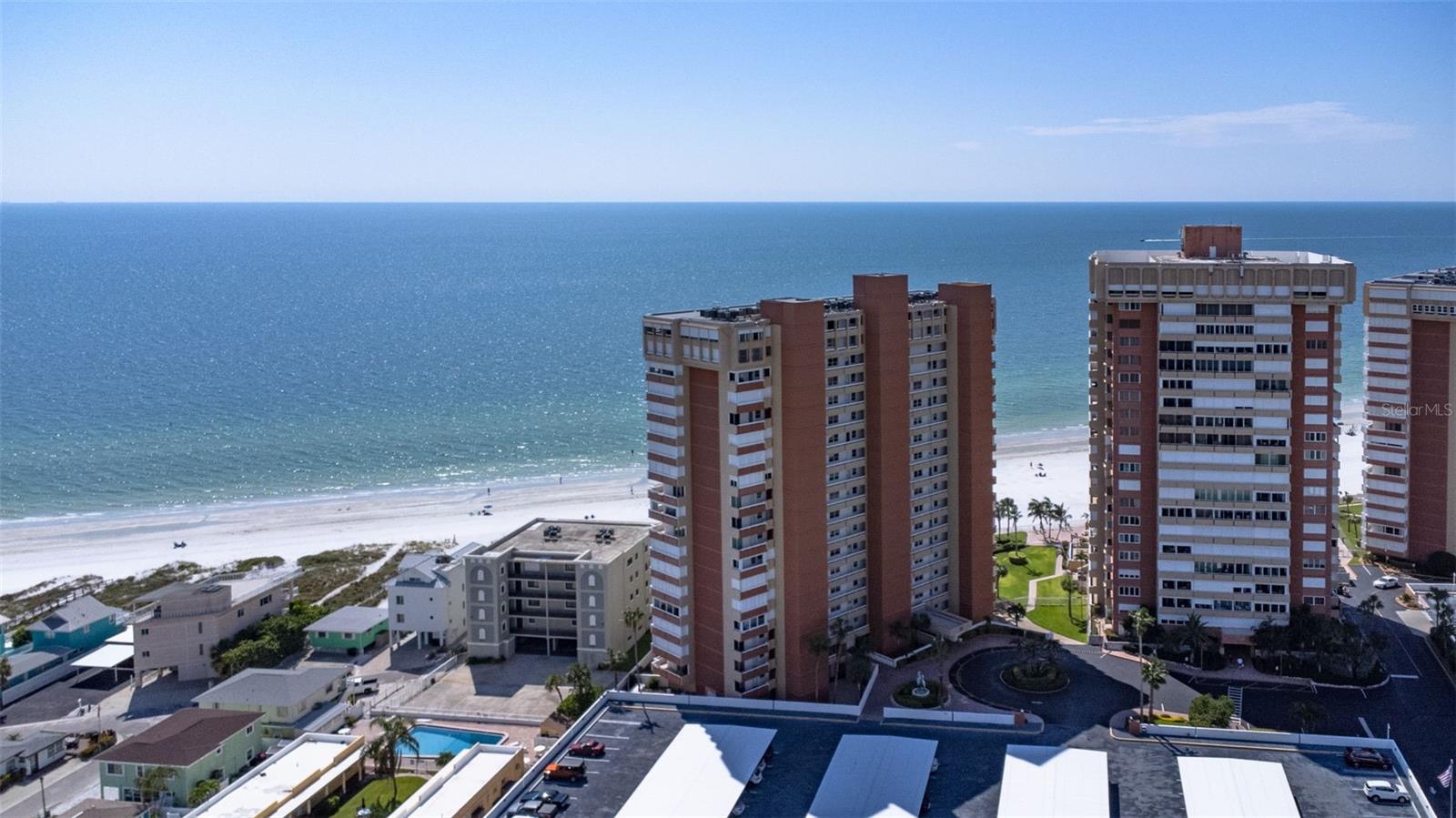 17900 GULF BLVD #6C — photo 32