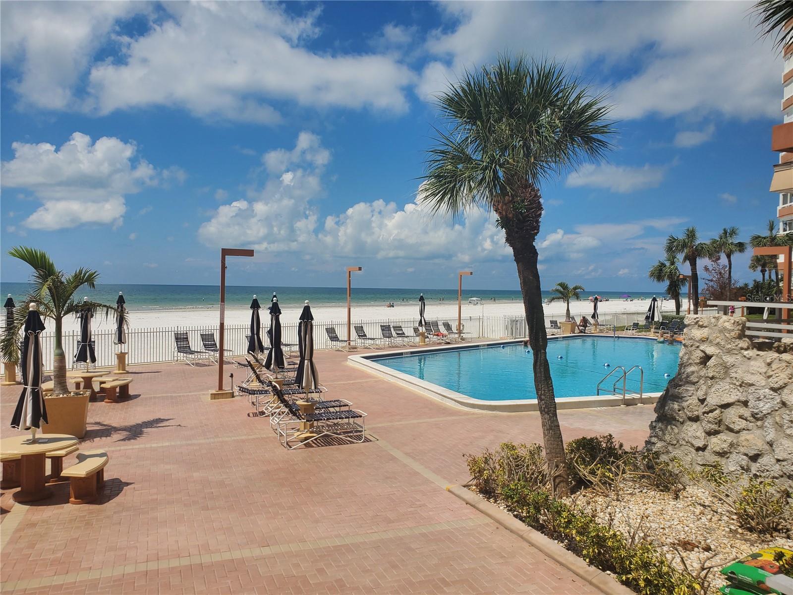 17900 GULF BLVD #6C — photo 39