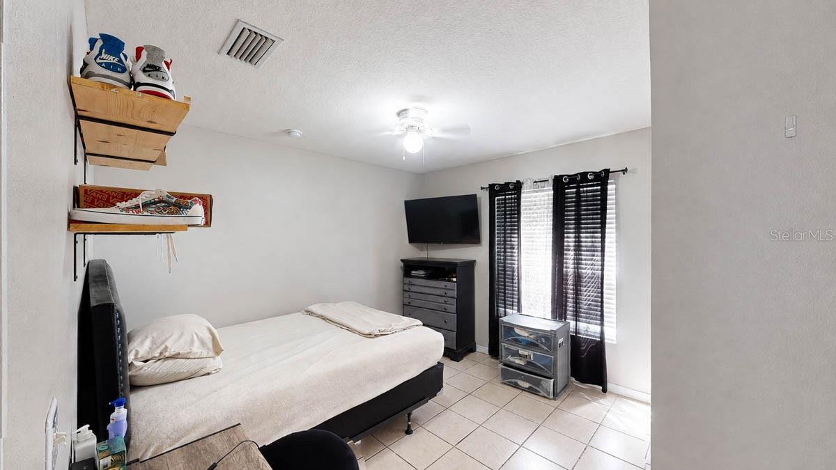 9640 CYPRESS HARBOR DR — photo 14