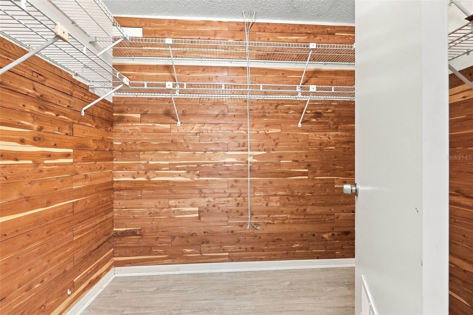 1405 LANGLEY DR — photo 19