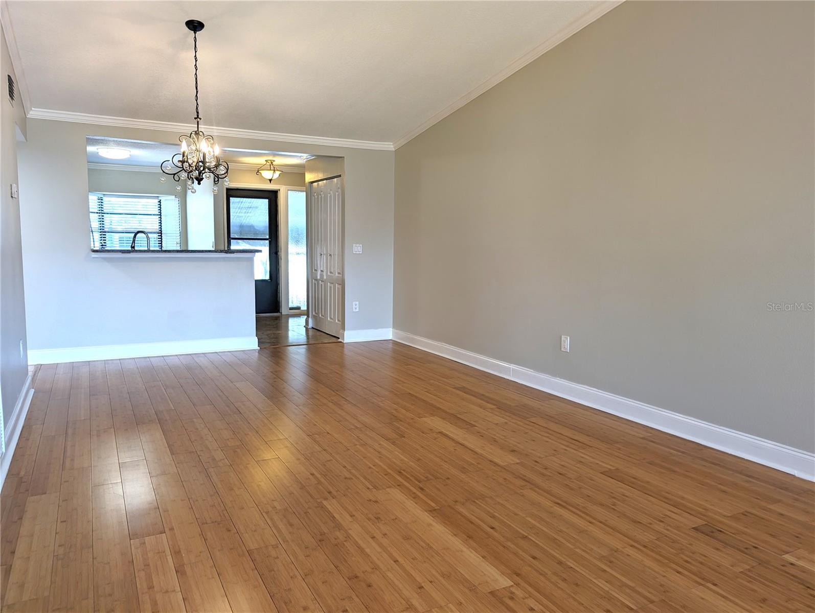 5657 SUMMER SIDE LN #33B — photo 4