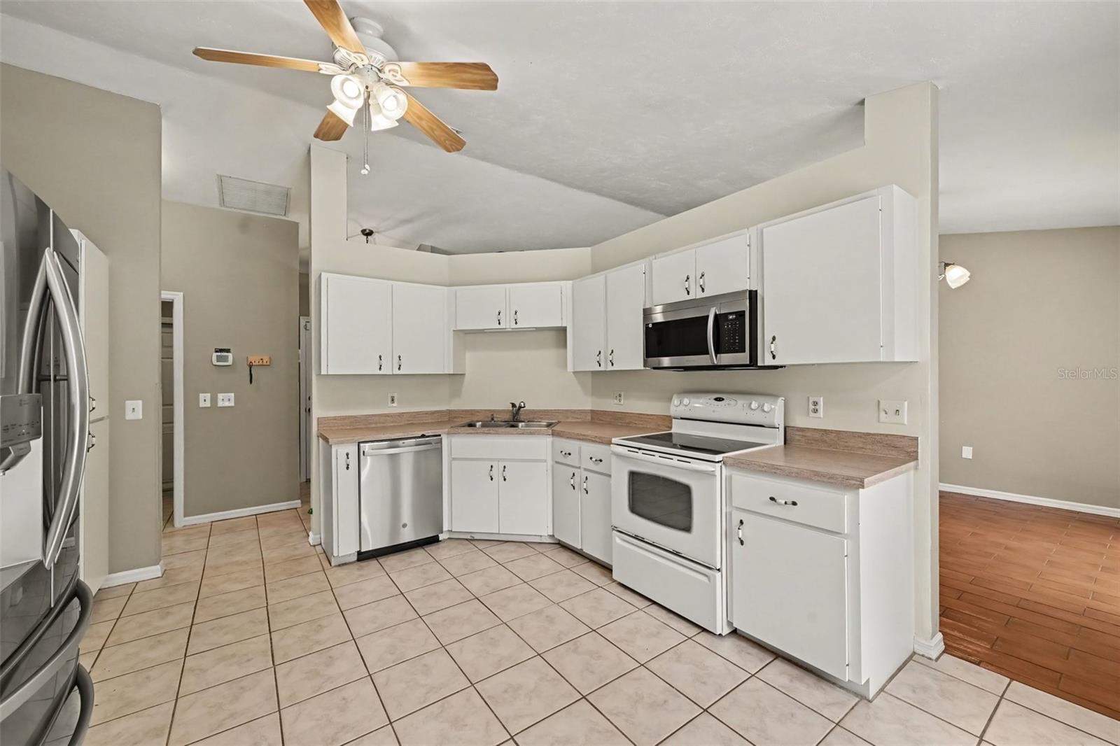 5110 NW 24TH DR — photo 5