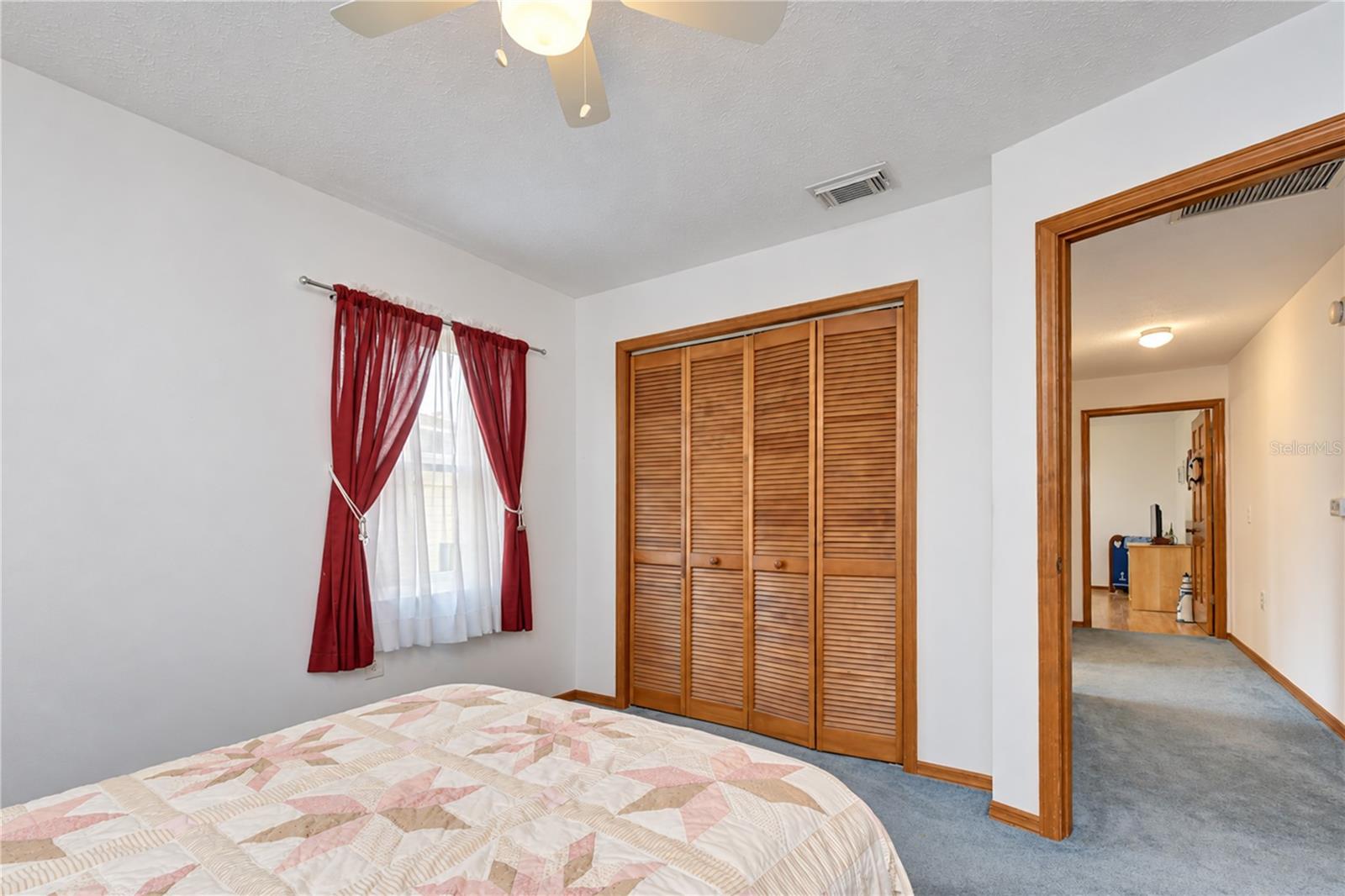659 TIMBER POND DR — photo 25