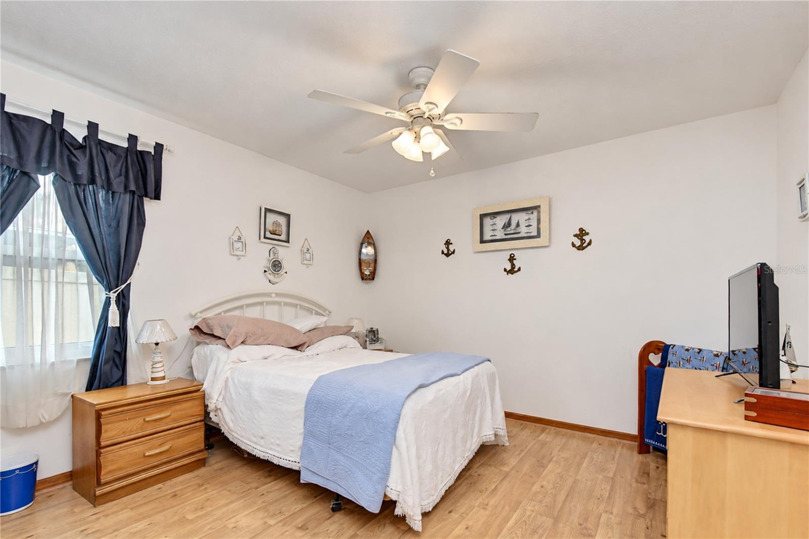 659 TIMBER POND DR — photo 27
