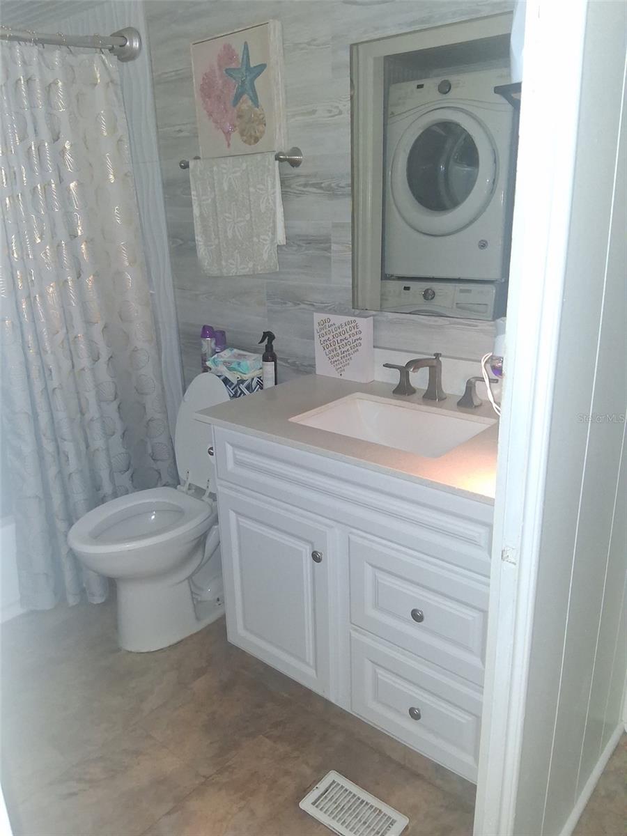 6580 SEMINOLE BLVD #110 — photo 13