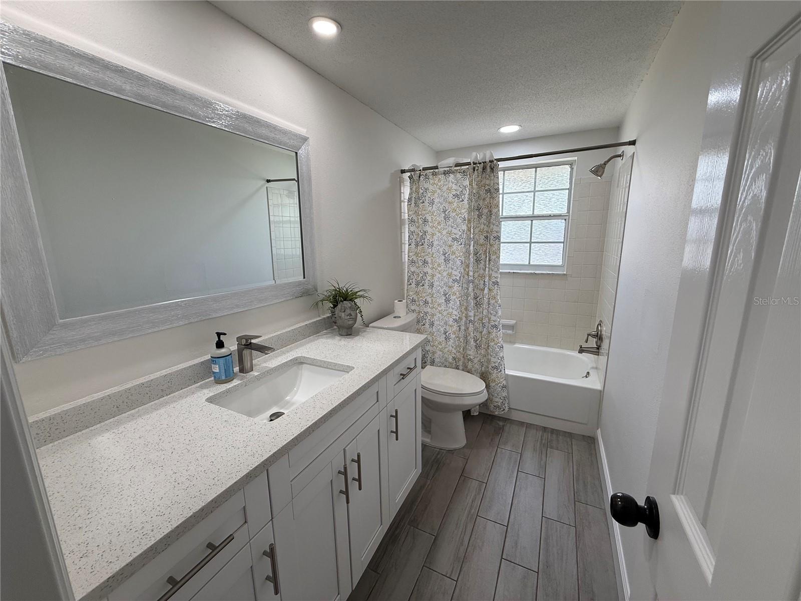 4039 VELARDE LN — photo 10