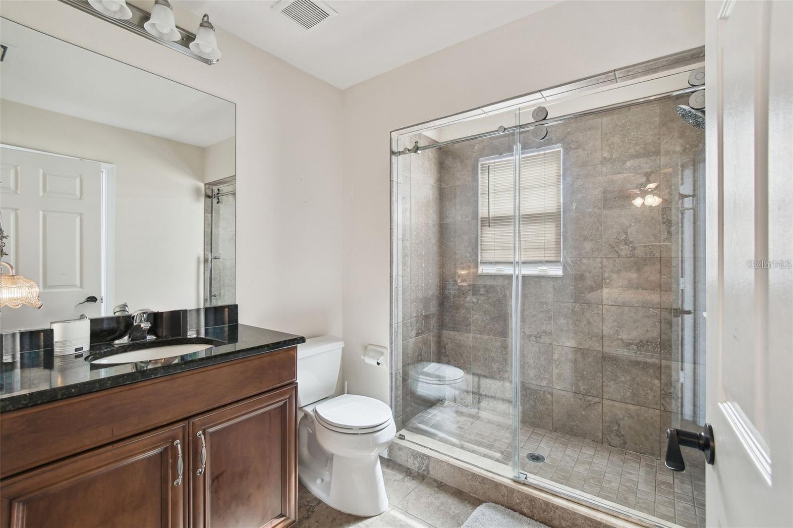 8542 EAGLE BROOK DR — photo 20