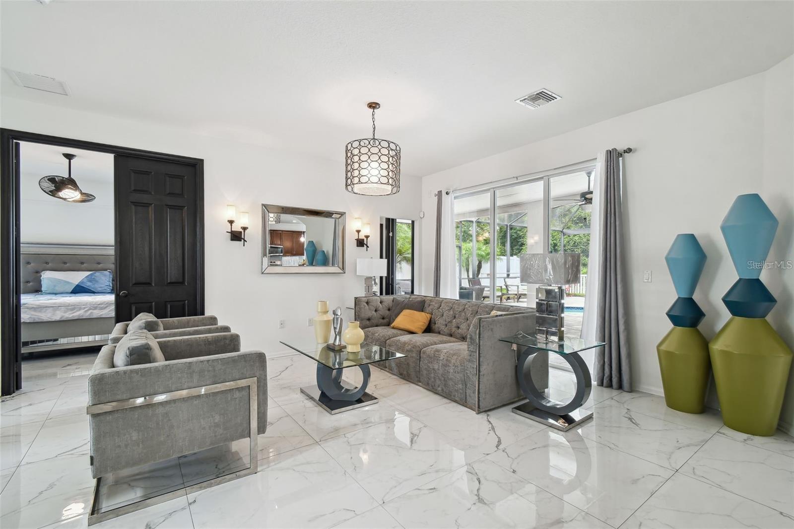 8542 EAGLE BROOK DR — photo 8