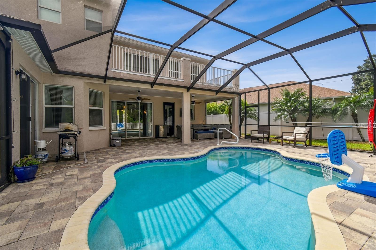 8542 EAGLE BROOK DR — photo 44