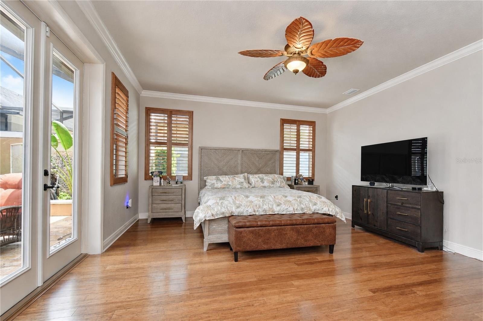 6806 MUNCASTER CT — photo 27