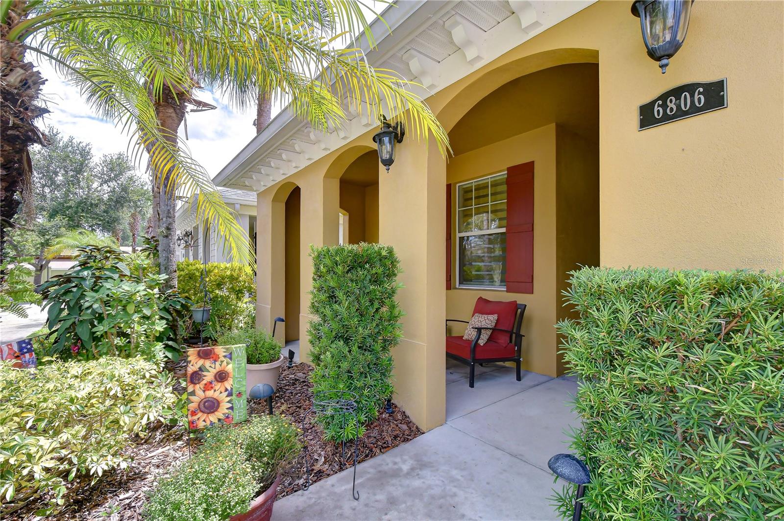 6806 MUNCASTER CT — photo 42