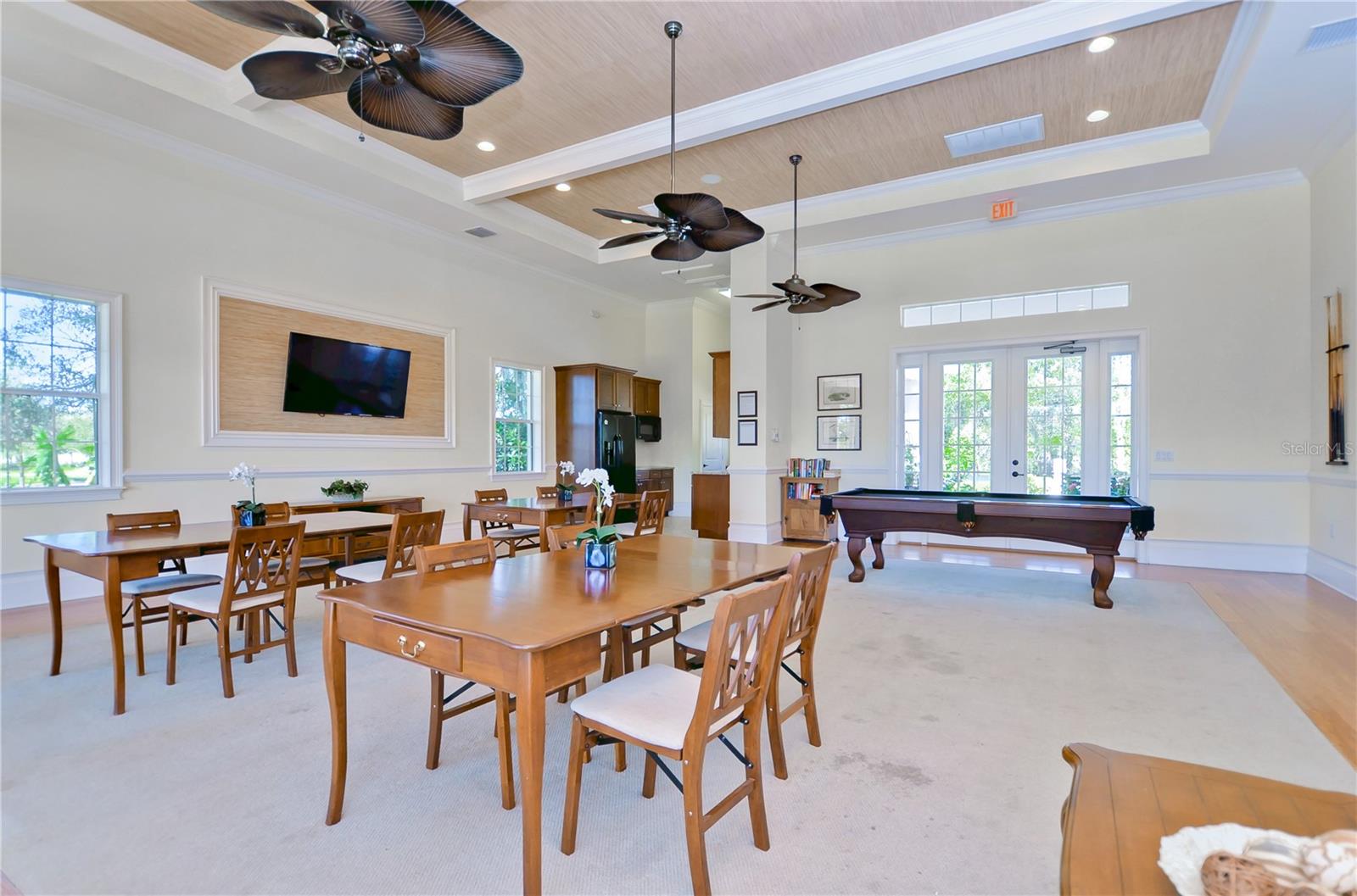 6806 MUNCASTER CT — photo 59