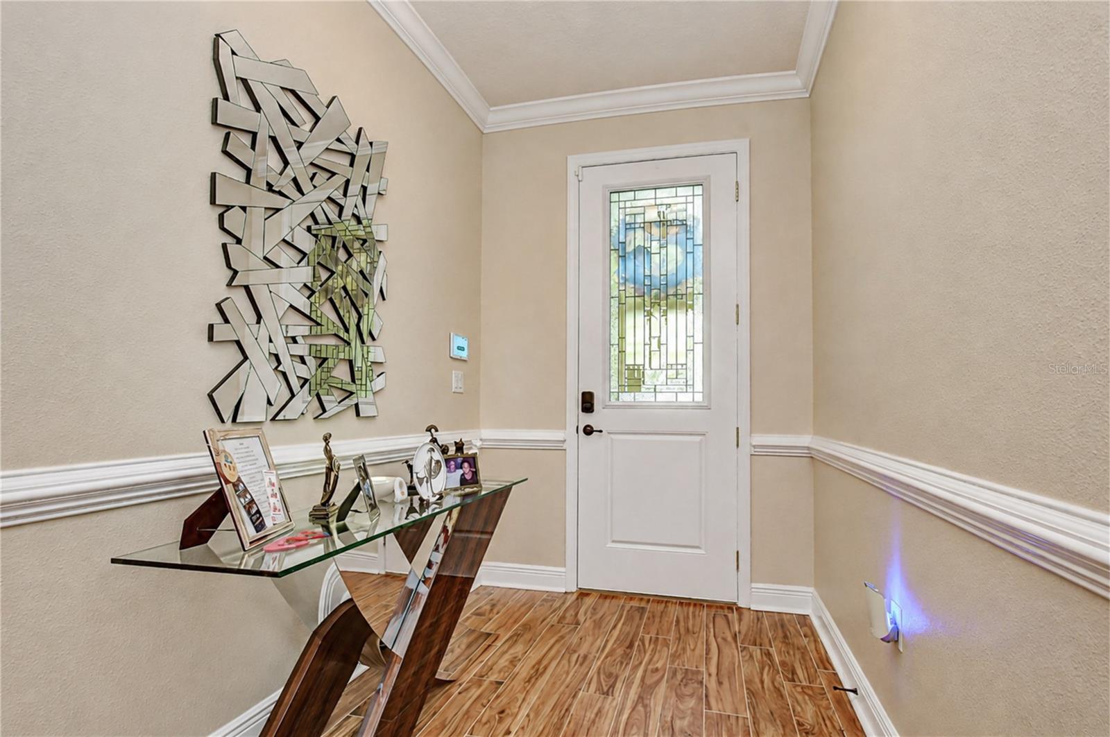 6806 MUNCASTER CT — photo 34