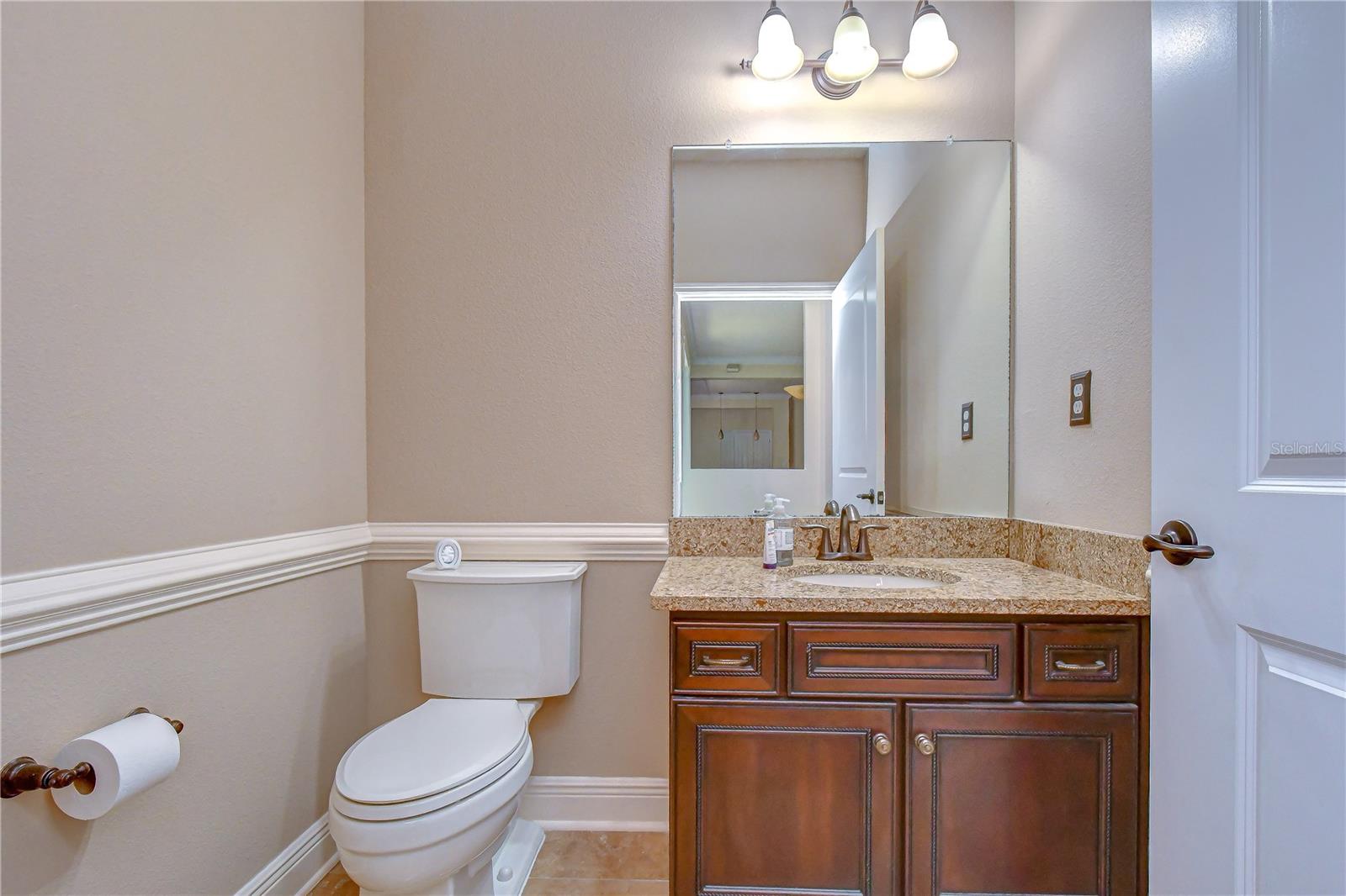 6806 MUNCASTER CT — photo 22