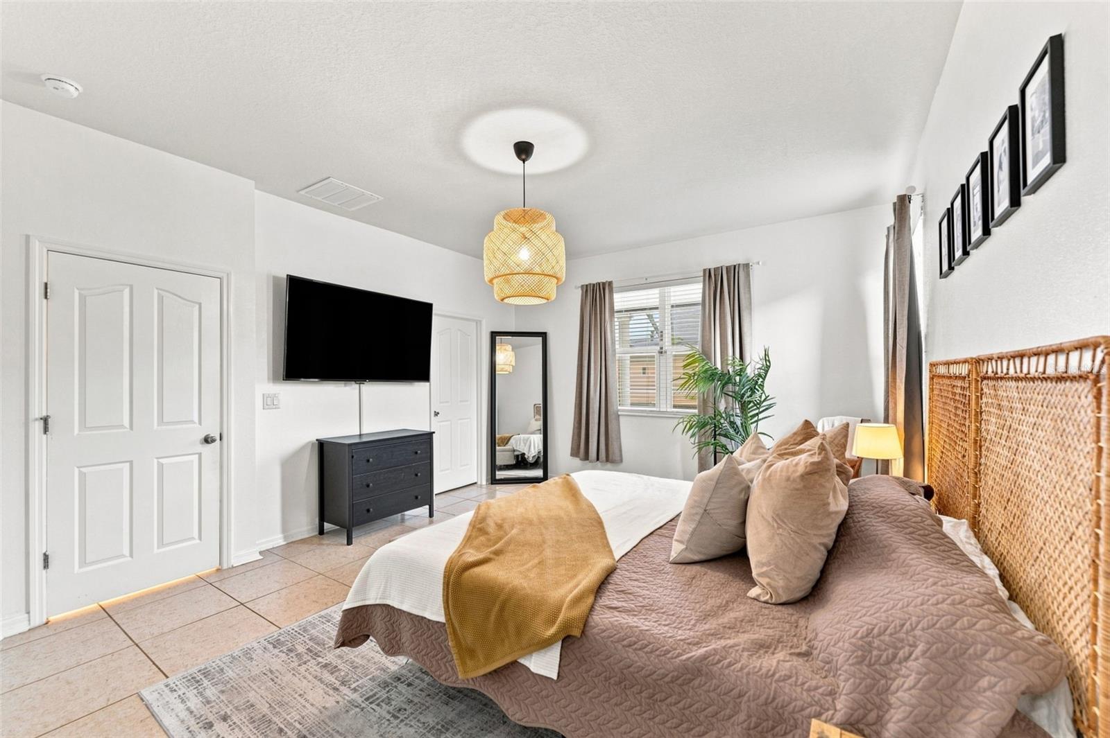 14311 ROMEO BLVD — photo 11