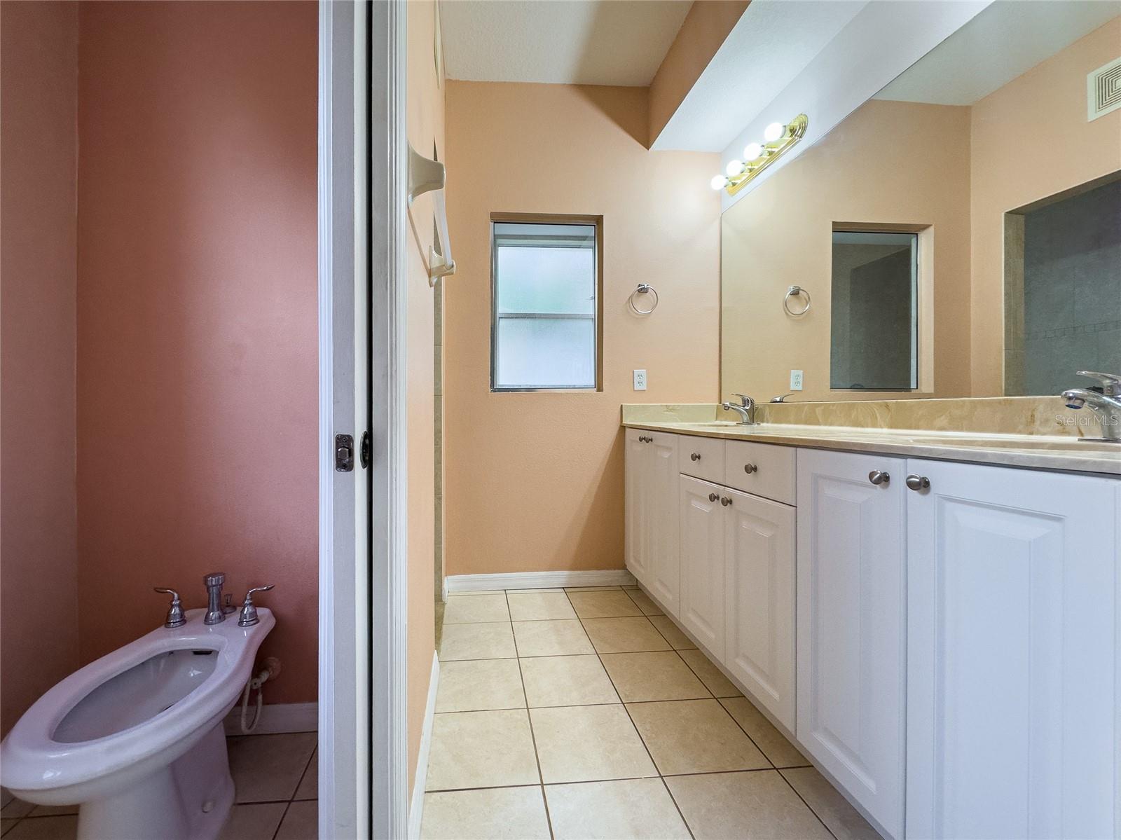 21019 SUNPOINT WAY #102 — photo 40