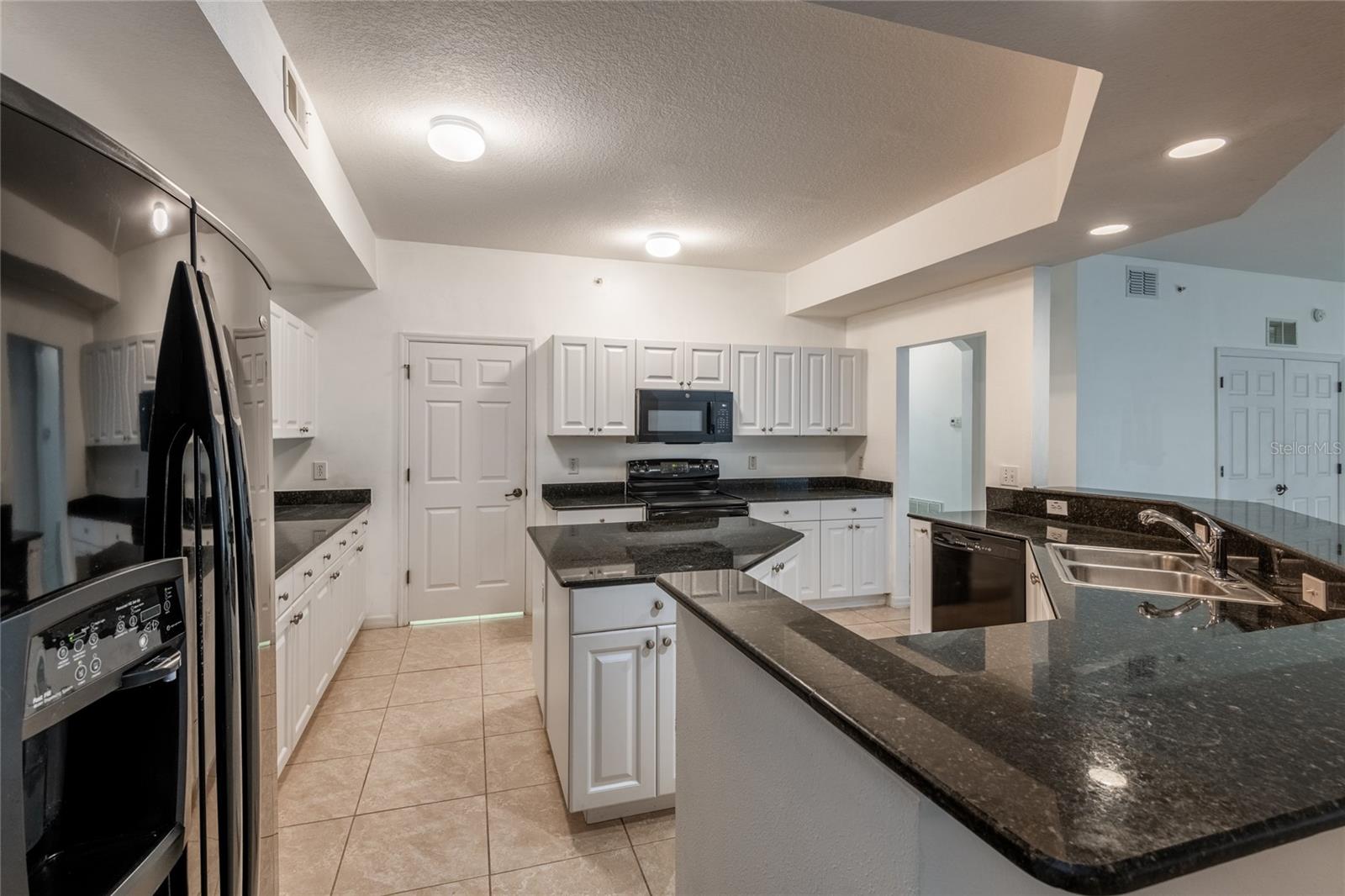 21019 SUNPOINT WAY #102 — photo 11
