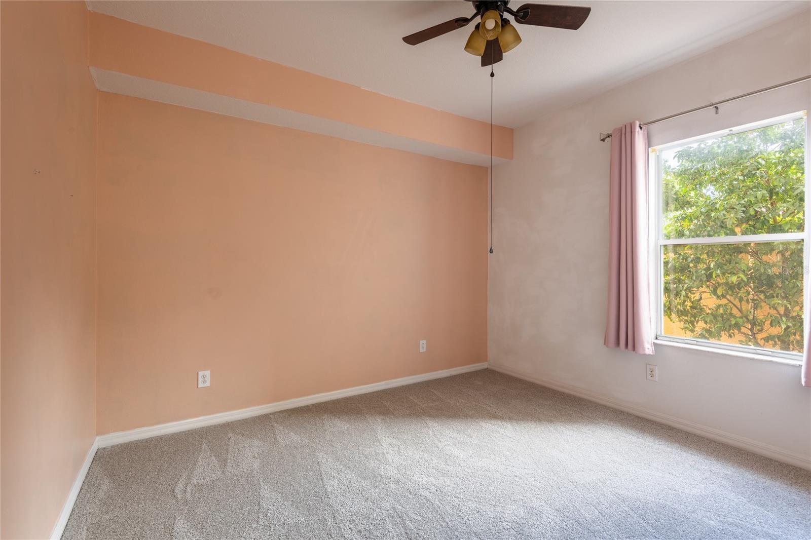 21019 SUNPOINT WAY #102 — photo 32