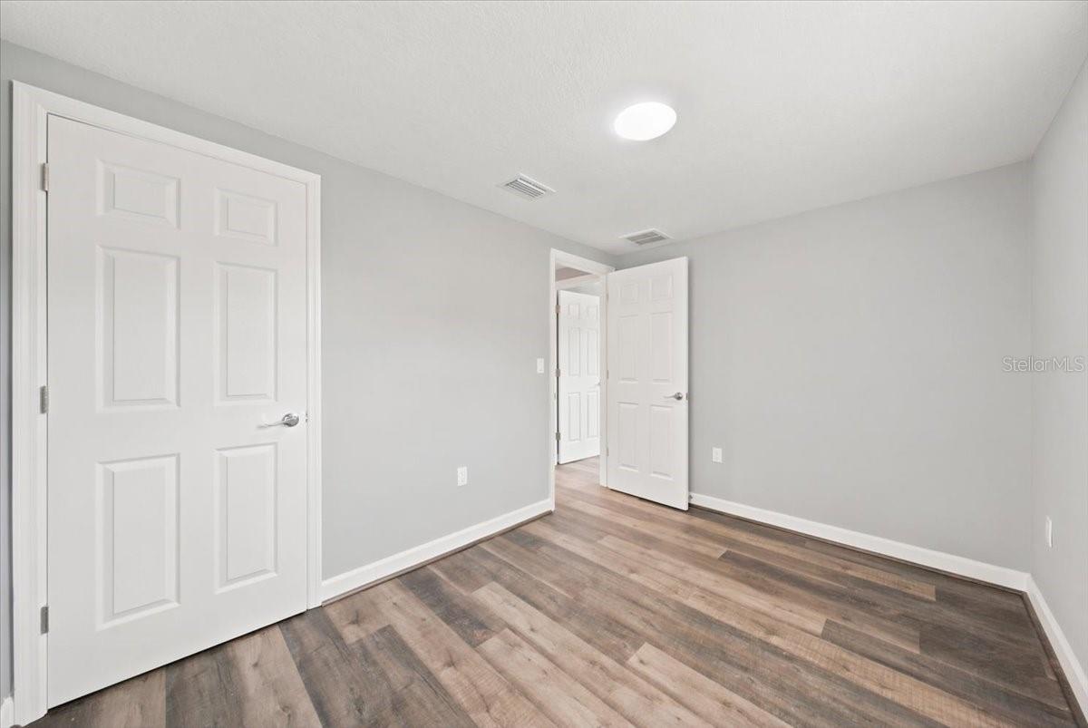 2919 E 19TH AVE — photo 28