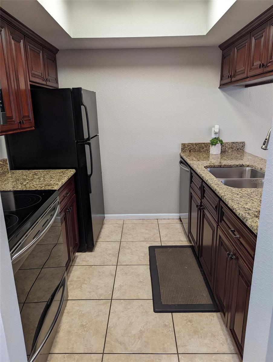 3105 W HORATIO ST #C12 — photo 15