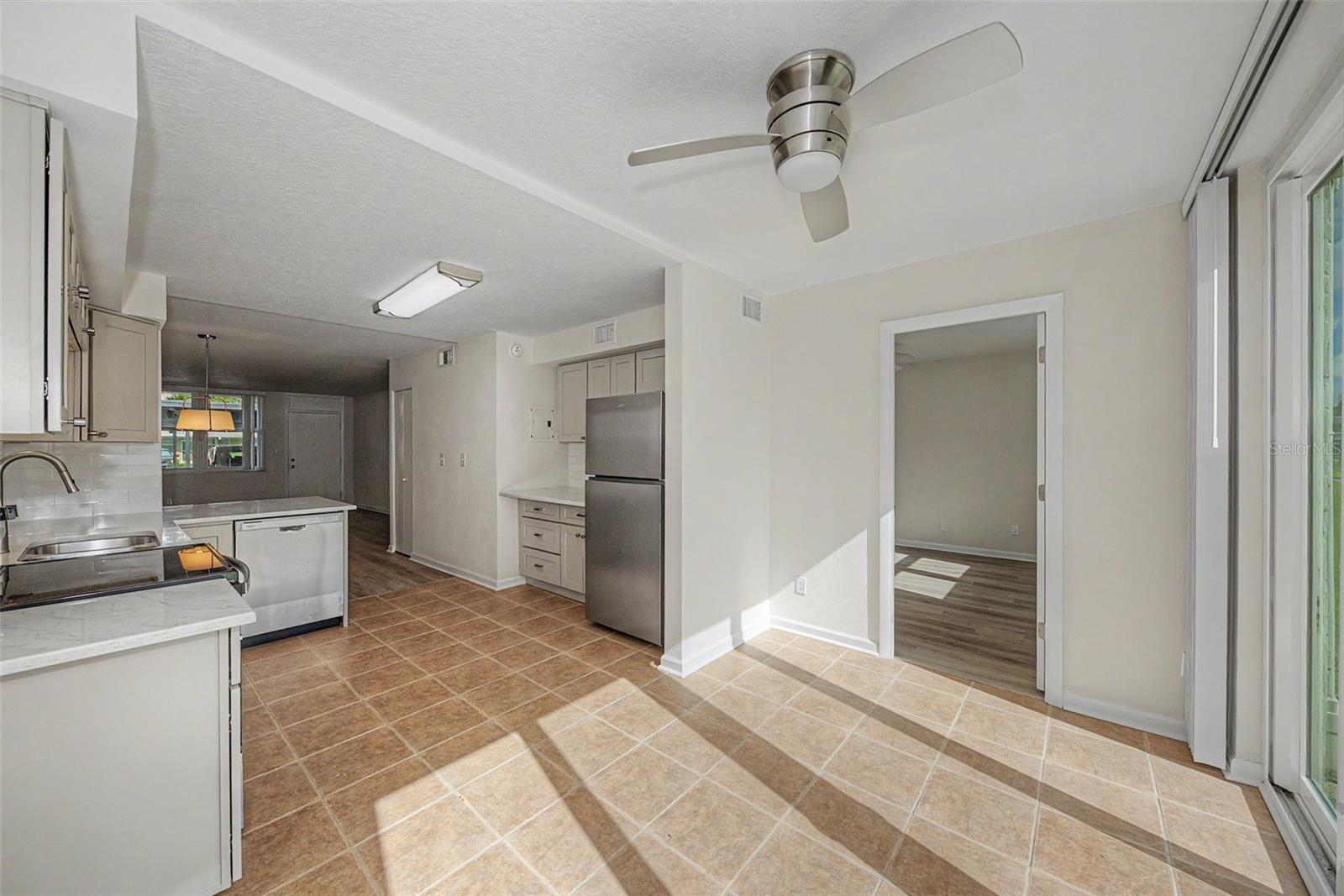 4715 BAY ST NE #127 — photo 10