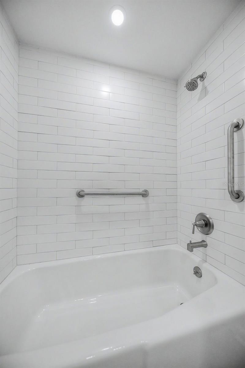 4715 BAY ST NE #127 — photo 19