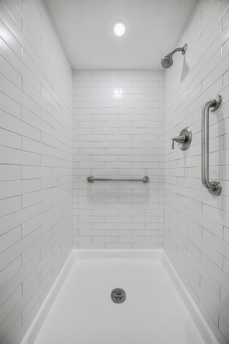 4715 BAY ST NE #127 — photo 25