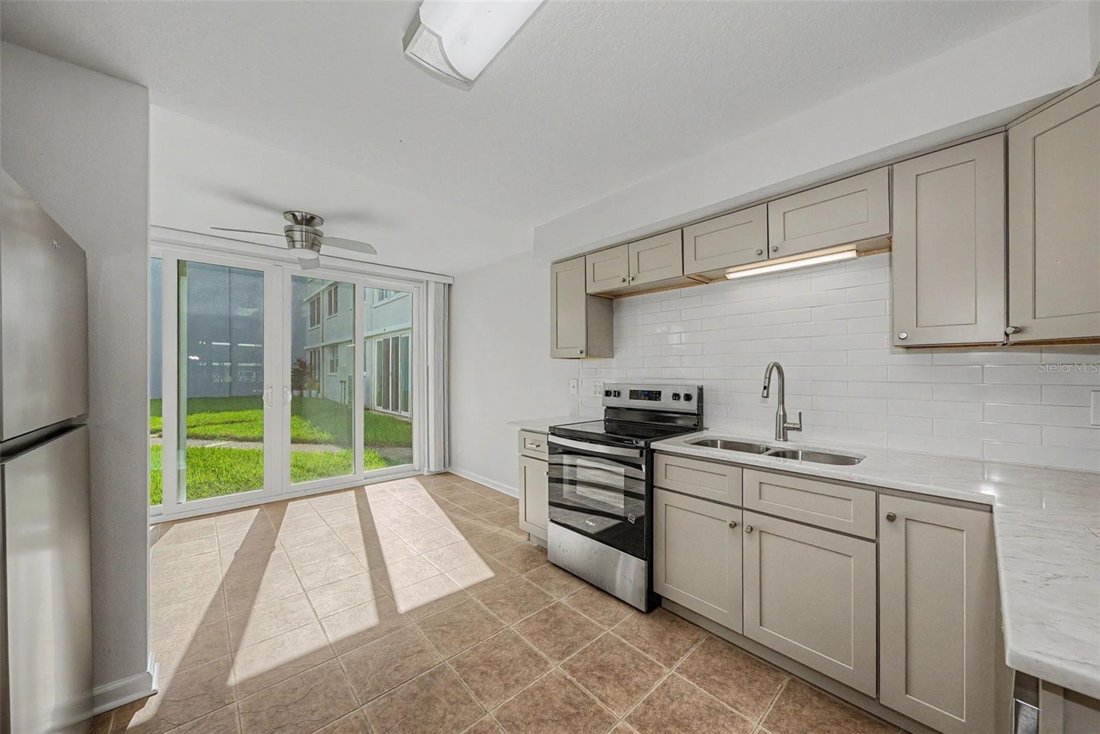 4715 BAY ST NE #127 — photo 8