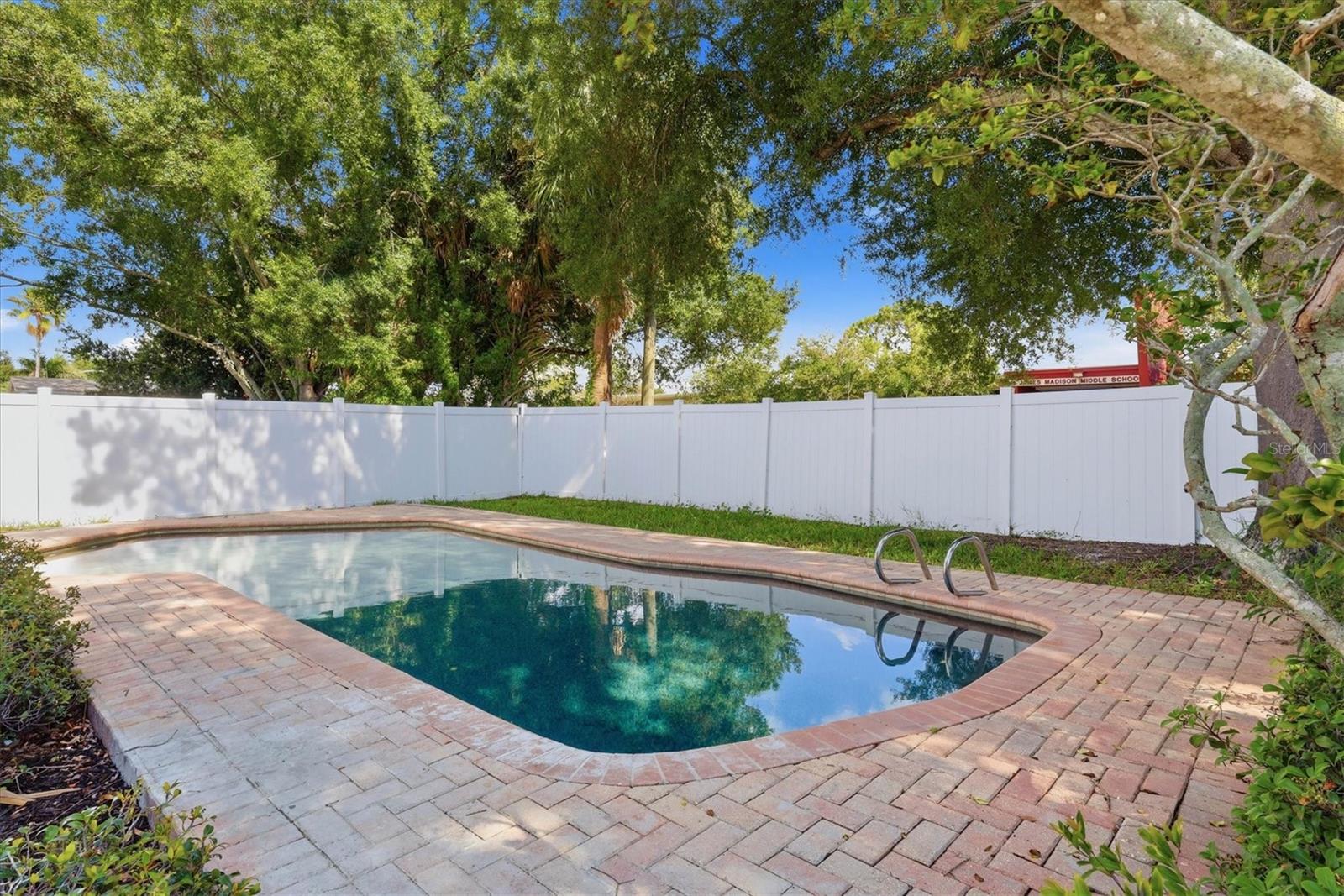 4420 W BAY COURT AVE — photo 27
