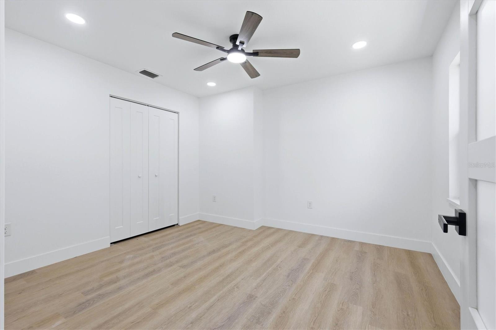 4420 W BAY COURT AVE — photo 22
