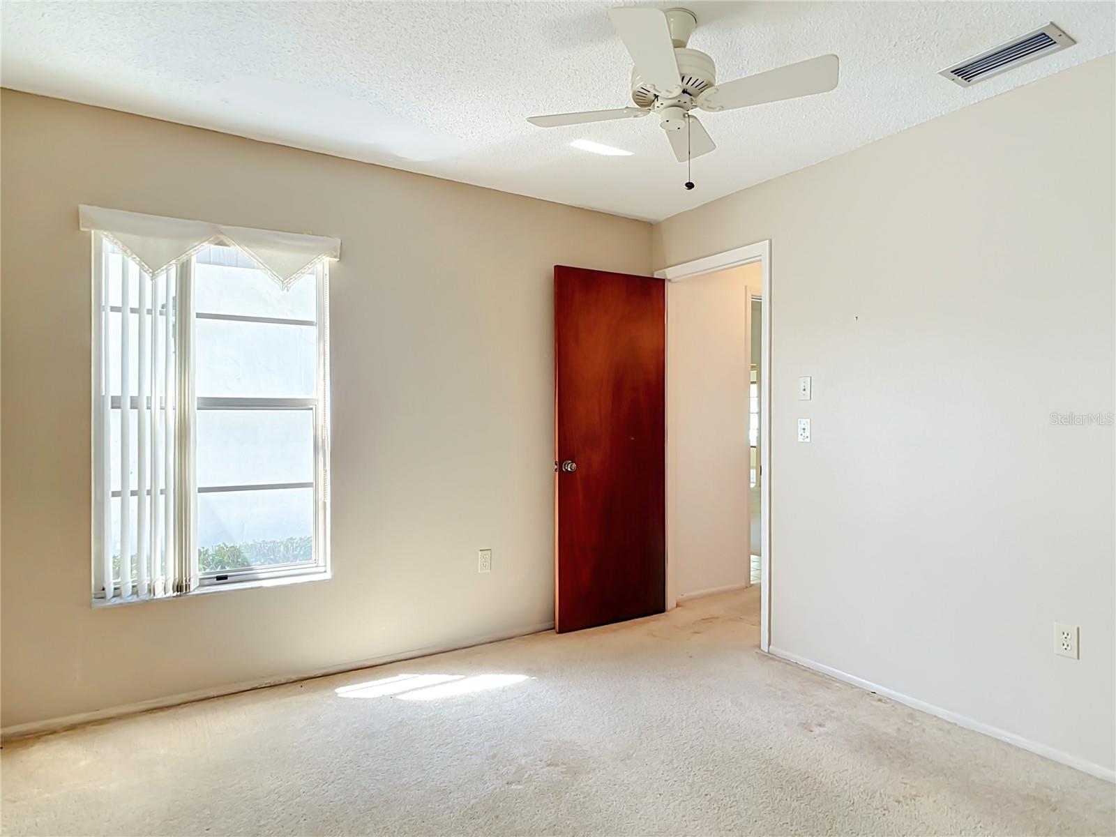 665 FOXWOOD BLVD #665 — photo 36