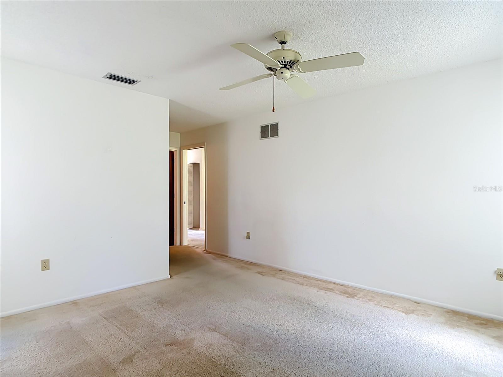 665 FOXWOOD BLVD #665 — photo 30