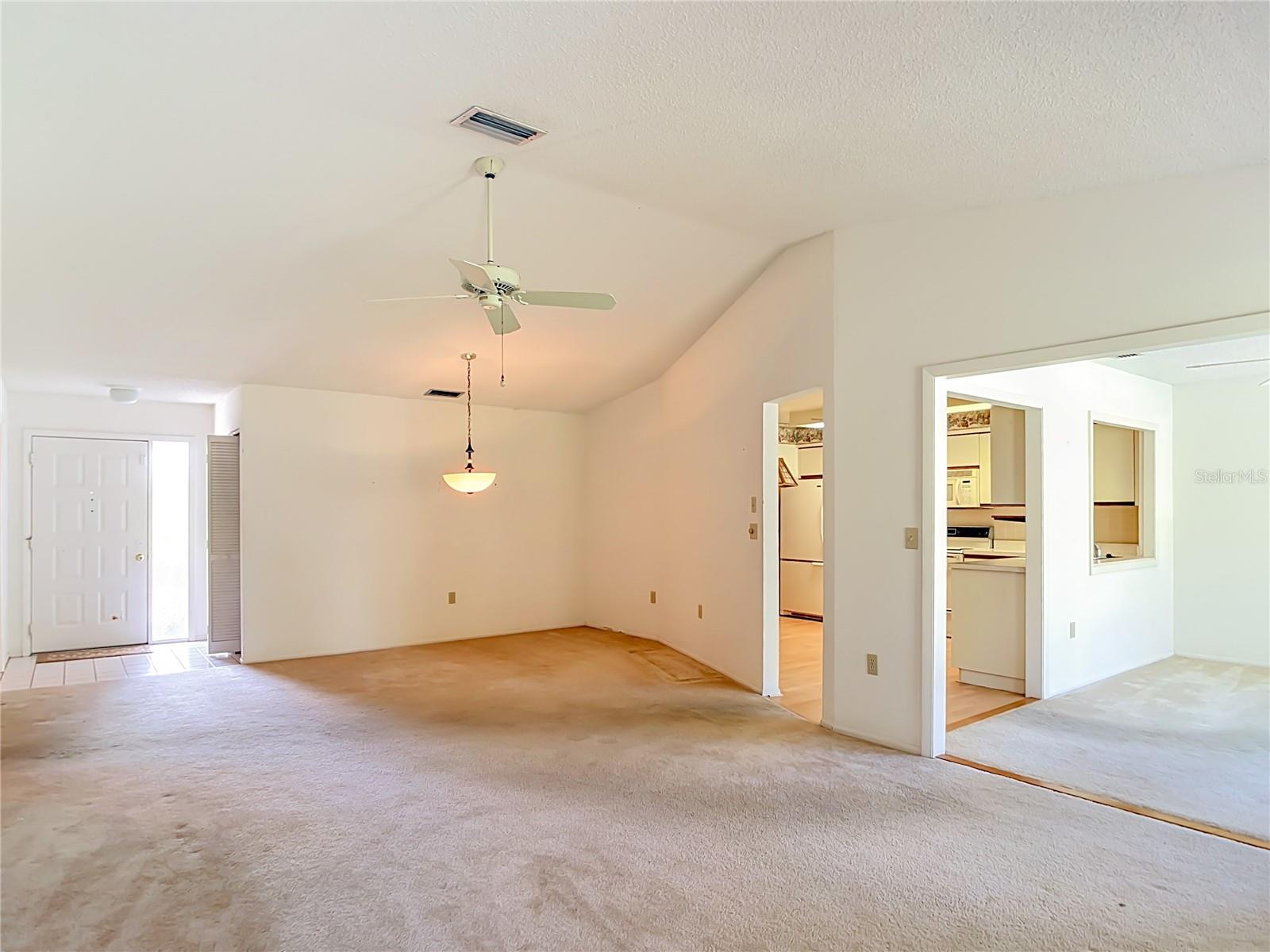 665 FOXWOOD BLVD #665 — photo 19