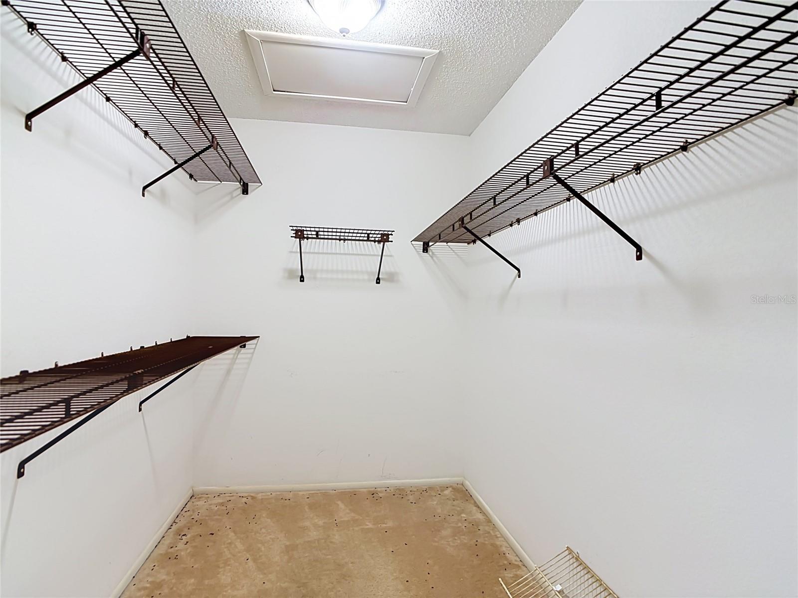 665 FOXWOOD BLVD #665 — photo 31