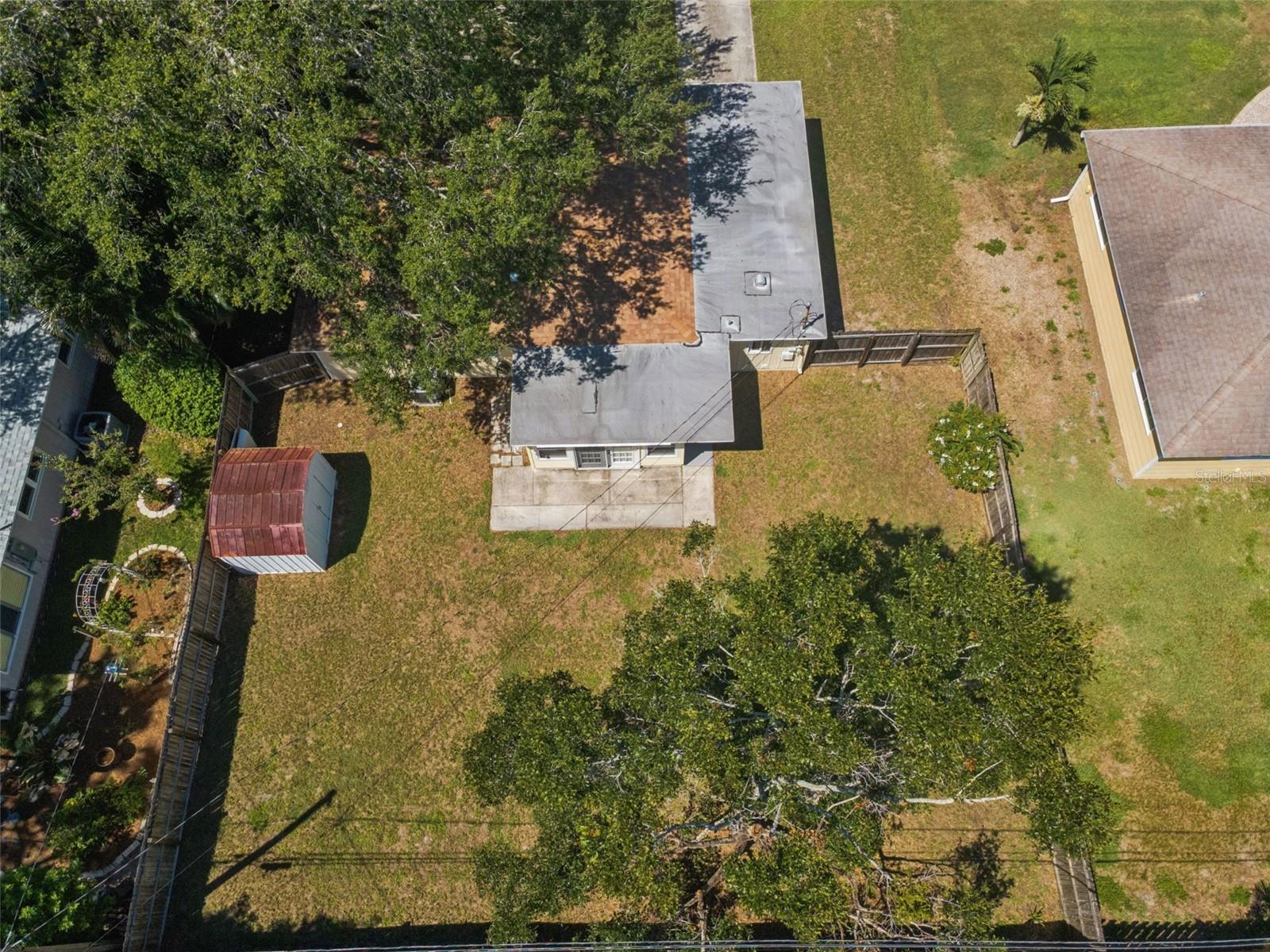 629 LEXINGTON ST — photo 44