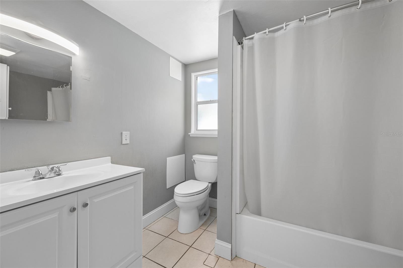 629 LEXINGTON ST — photo 33