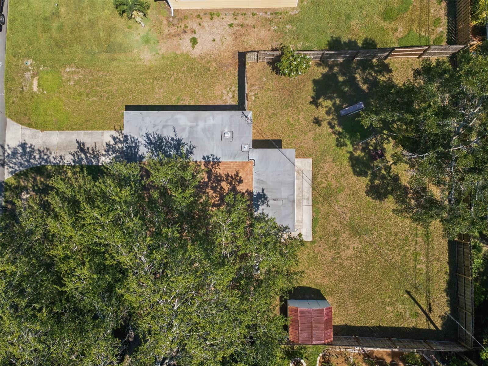 629 LEXINGTON ST — photo 46
