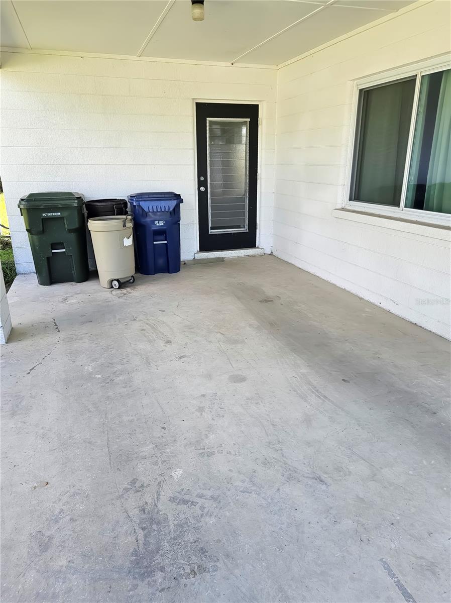 304 SHORE RD — photo 22